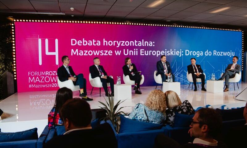 Debata „Mazowsze w Unii Europejskiej: Droga do rozwoju”