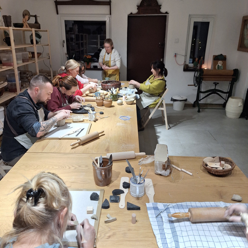 Zajęcia w Kole Ceramiki w Radomiu, fot. Koło Ceramiki