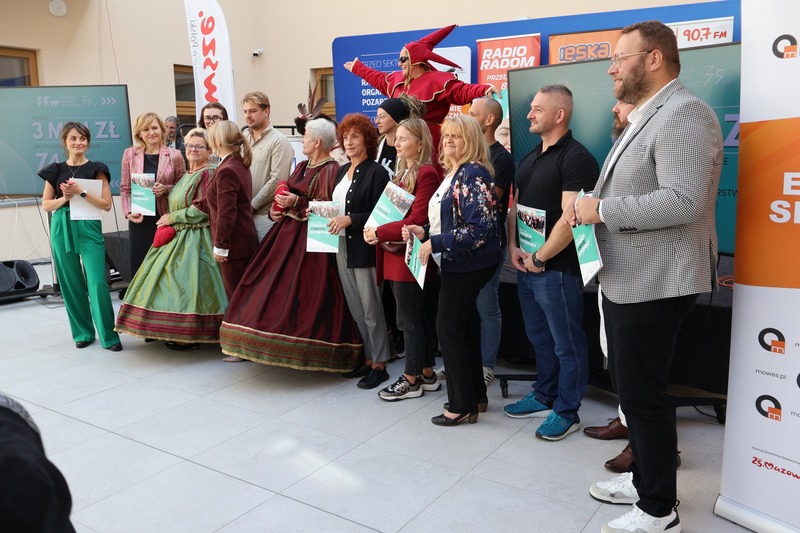 Radomskie przedsiębiorstwa społeczne podczas uroczystego rozstrzygnięcia naboru na nowe miejsca pracy