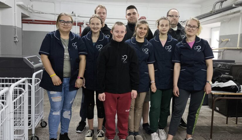 Członkowie Fundacji Happiness