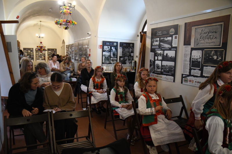 Zajęcia poświęcone kulturze kurpiowskiej, fot. Tomasz Mierzejek